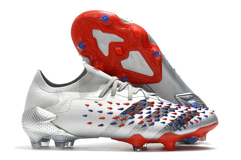 Chuteira Adidas Predator Freak.1 Low FG