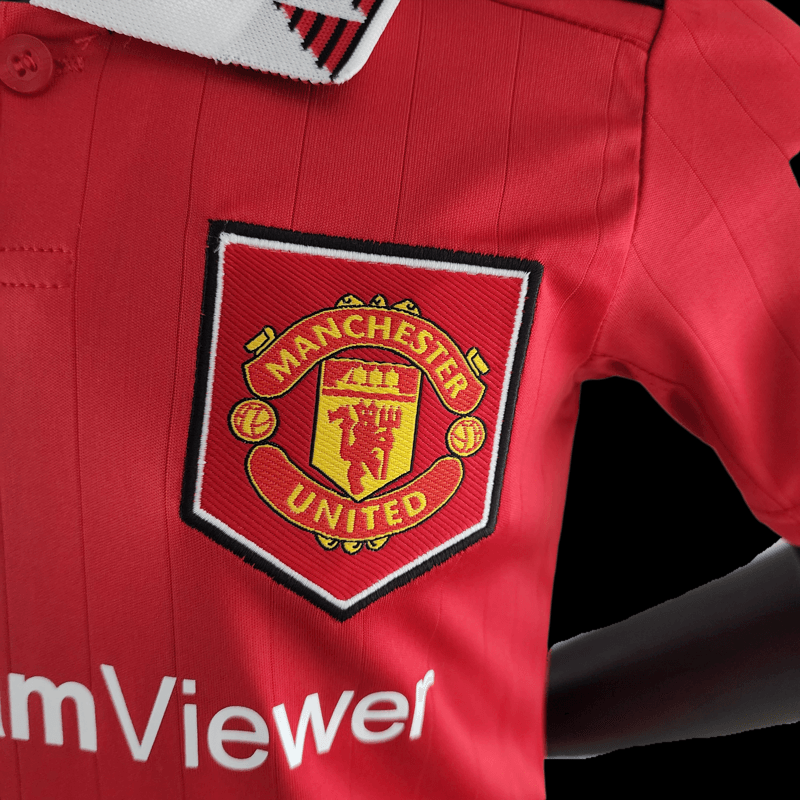 Kit Infantil Manchester United I 2022