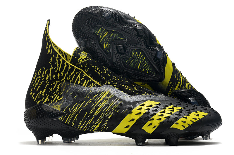 Chuteira Adidas Predator Freak.1 FG