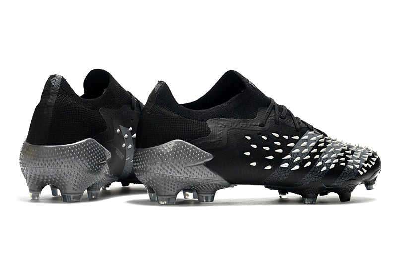 Chuteira Adidas Predator Freak.1 Low FG