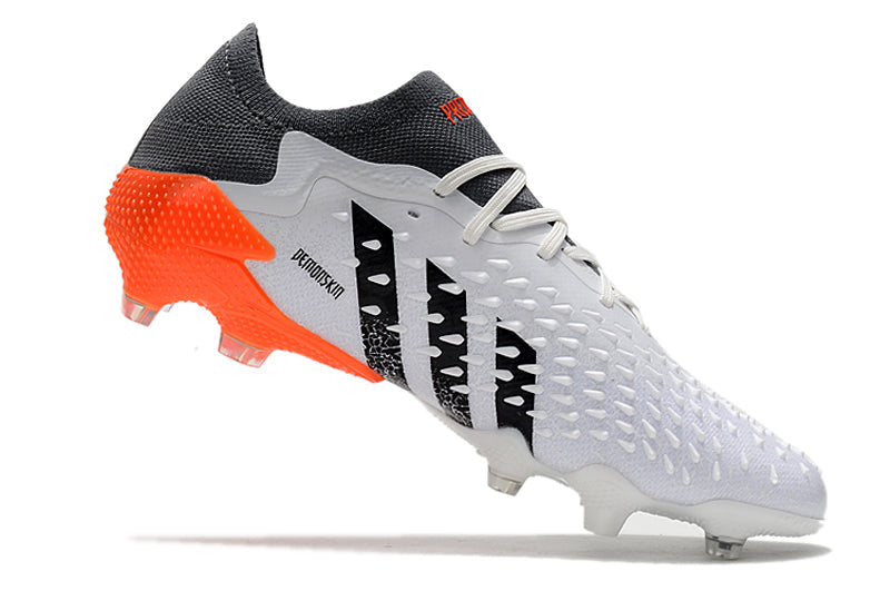 Chuteira Adidas Predator Freak.1 Low FG