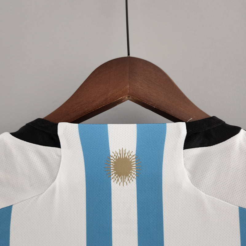 Camisa Argentina Patch Campeão Copa do Mundo  2022 - Adidas Torcedor Masculina