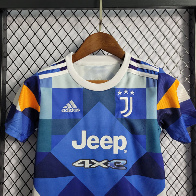 Conjunto Infantil Juventus 22/23 Azul e Amarelo