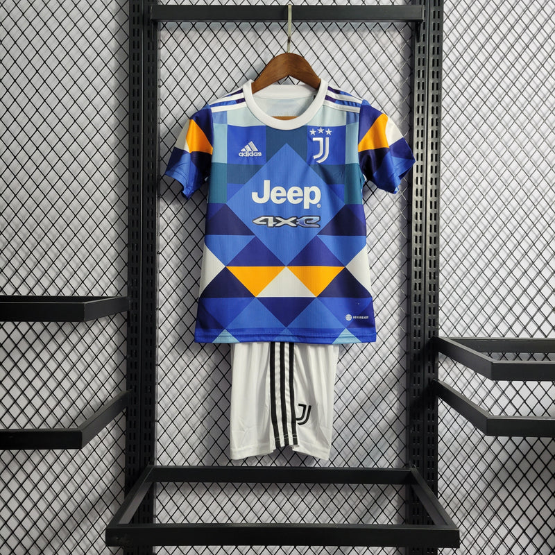 Conjunto Infantil Juventus 22/23 Azul e Amarelo