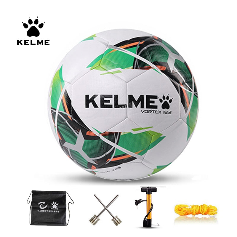 Bola de Futebol Profissional - KELME | Tamanho 3 - 5 ©