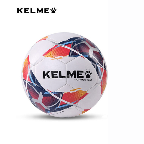 Bola de Futebol Profissional - KELME | Tamanho 3 - 5 ©