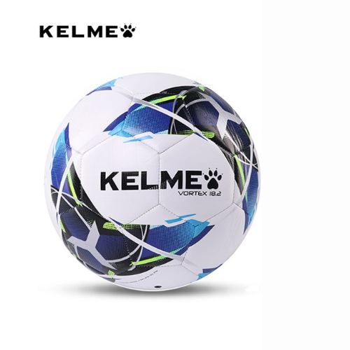 Bola de Futebol Profissional - KELME | Tamanho 3 - 5 ©