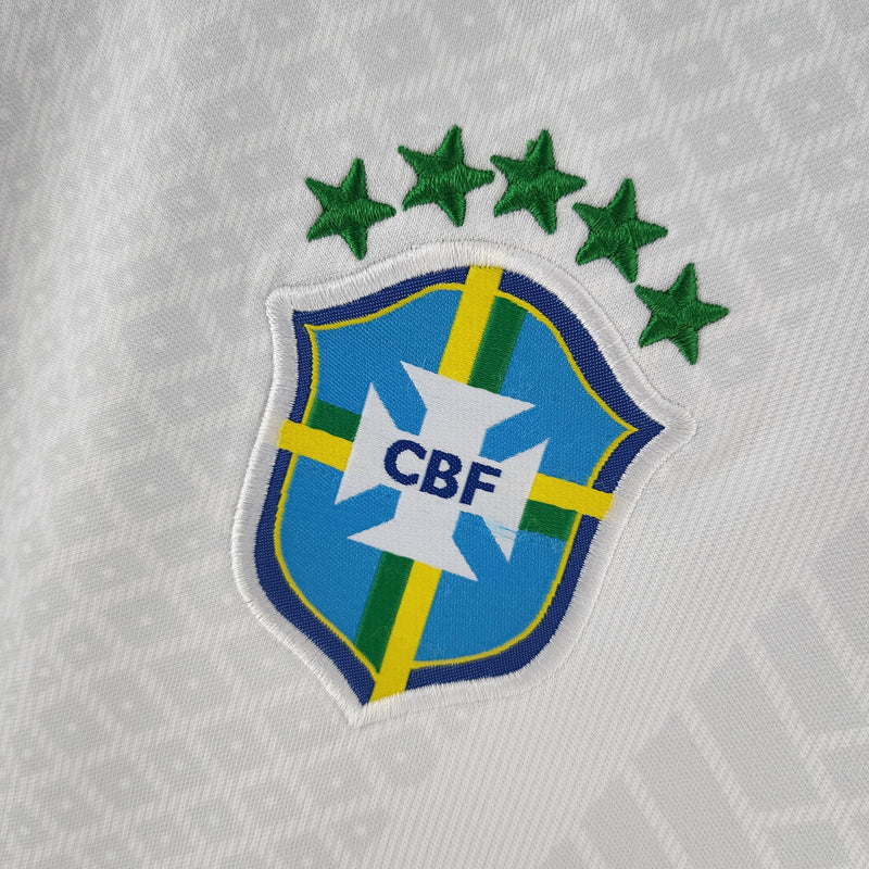 Camisa Brasil Conceito 2022 - Nike Torcedor Feminina