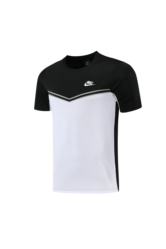 Conjunto Nike Fitness Treino Masculino - Branco e Preto