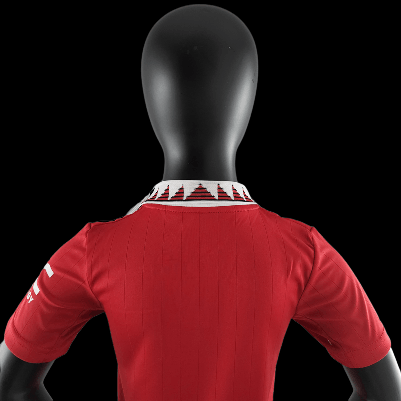 Kit Infantil Manchester United I 2022