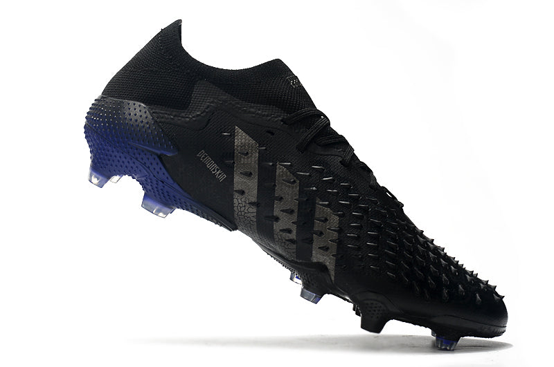 Chuteira Adidas Predator Freak.1 Low FG