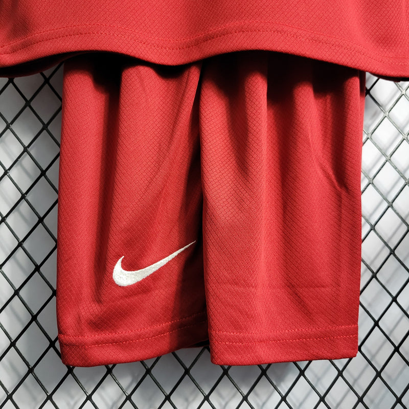 Kit Infantil Liverpool I 22/23 Nike - Vermelha